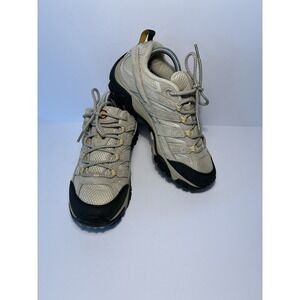 Merrell Moab Women's Low Cut Hiking Shoes Vibram Outsole‎ Taupe US 8.5